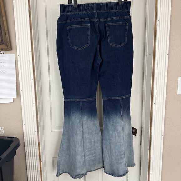 Lucky & Blessed Jeans Womens 2X Blue Two Tone Denim Retro Fit & Flare Pants - Picture 7 of 9
